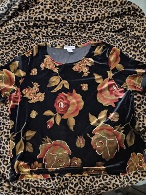 Notations Black Velvet Floral  Top with Red and Gold Roses